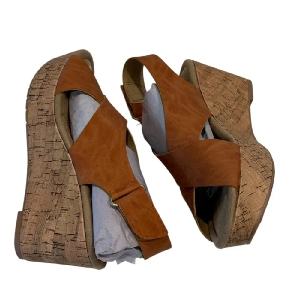 CL by Laundry Women's Dream Girl Sandals Criss Cross Clay Size 8 NIB